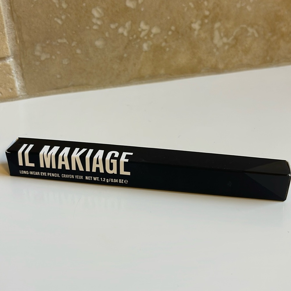 LONG-WEAR EYE PENCIL Intense Pigment Waterproof Pencil  in OREO NEW